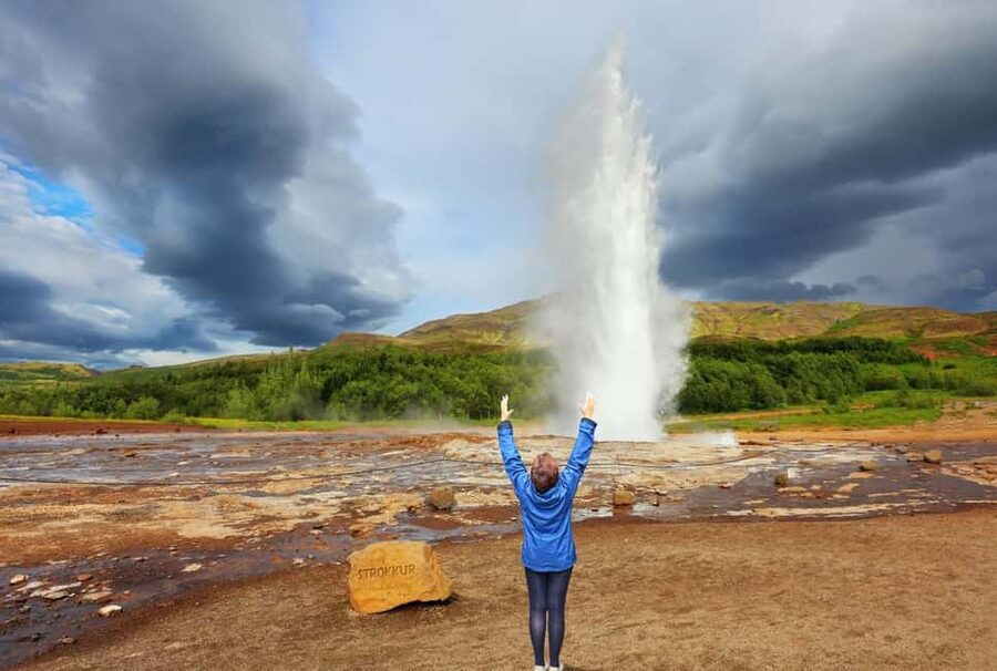 Reykjavik: Golden Circle Tour and Sky Lagoon Entry Ticket - Thingvellir National Park: Two Continents and the Viking Parliament Site