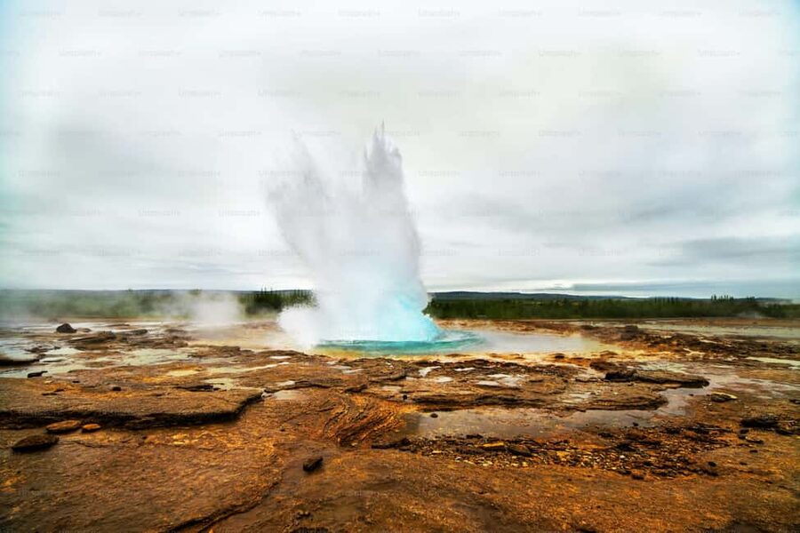 Reykjavik: Golden Circle tour, Crater & Icelandic Horses - Golden Circle from Reykjavik, the fast path to the must-sees