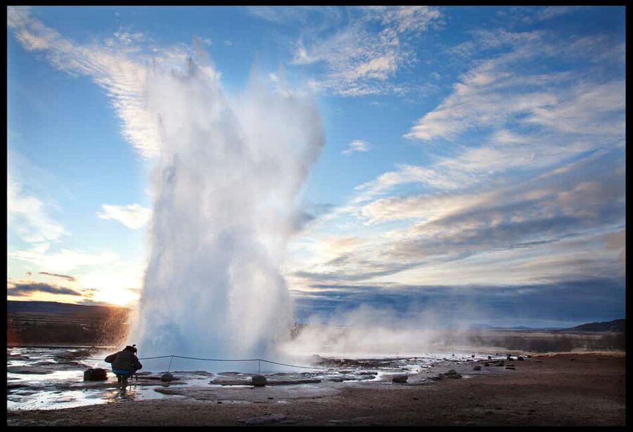 Reykjavik: Golden Circle Tour & Laugarás Lagoon Entry - Geysir hot springs: timing eruptions and staying in the moment