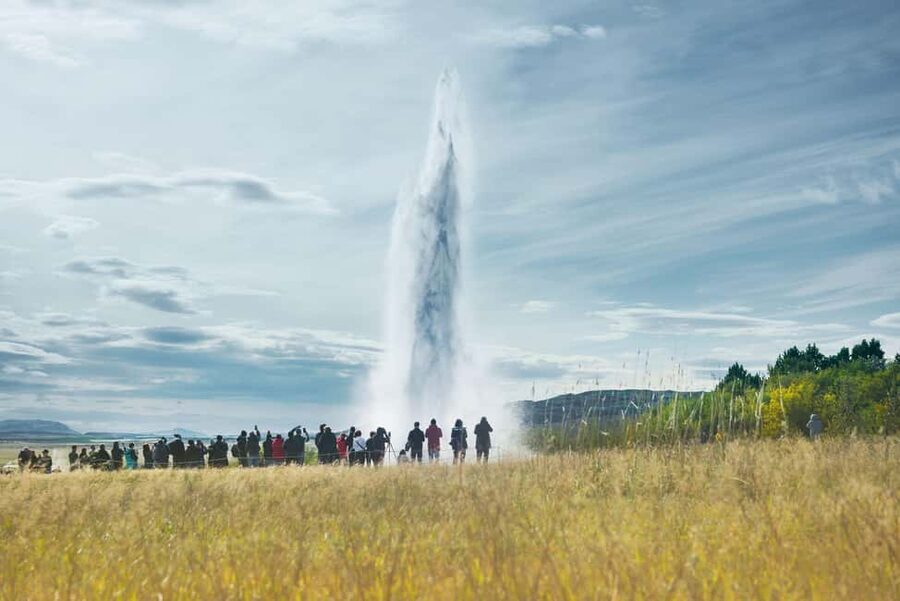 Reykjavik: Golden Circle Tour & Laugarás Lagoon Entry - Price and time: does $166 feel fair for what you get?