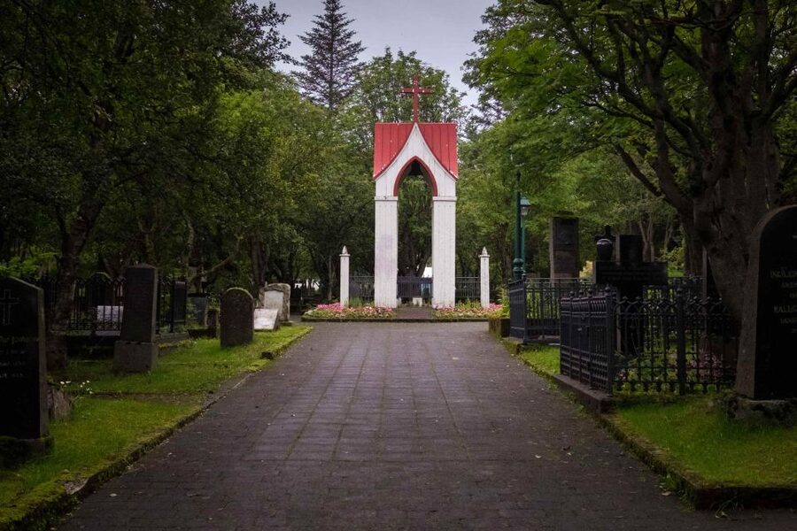 Reykjavik: Guided Folklore Walking Tour - Does $54 feel fair for a 90-minute Reykjavik folklore walk?