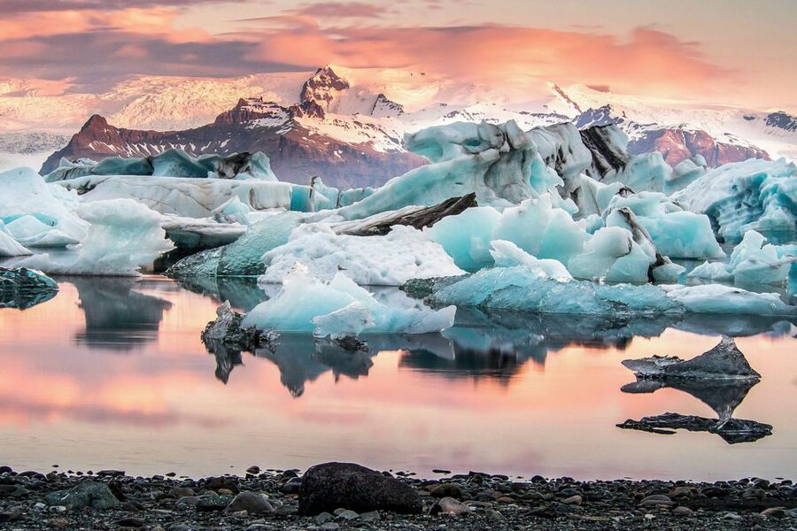 Reykjavik: Jokulsarlon Glacier Lagoon & Diamond Beach Tour - Boat Cruise Worth Considering: What It Adds To Jökulsárlón