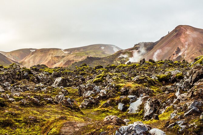 Reykjavík: Landmannalaugar & Icelandic Highlands Super Jeep Tour - Ljótipollur crater lake: the 150-meter drop that makes colors make sense