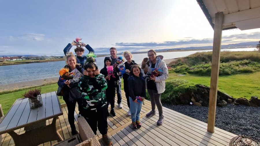 Reykjavik: Make an Icelandic Wool Monster - Meet the instructor, then get into the making mode