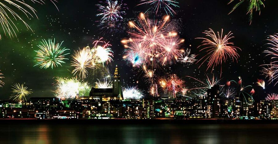 Reykjavik: New Years Fireworks Midnight Cruise - The Midnight Schedule That Drives the Whole Experience