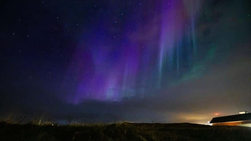 Reykjavik: Northern Lights Adventure Tour with Hot Chocolate - Meeting Point, Pickup Timing, and Why Being Early Pays Off