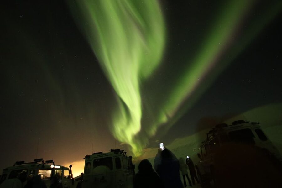 Reykjavik: Northern Lights Experience by Superjeep - Leaving city lights behind: what “maximize your chances” really means