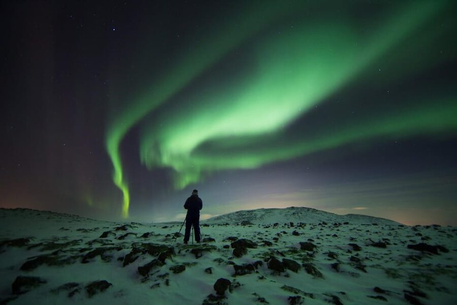 Reykjavik: Northern Lights Super Jeep Tour - Getting photos under moving lights