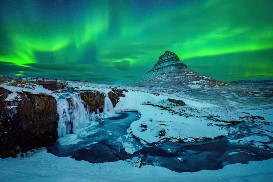 Reykjavik: Northern Lights Tour with Chinese Guide冰岛雷市中文极光团 - When the Aurora Does Not Show: The Free Re-Try Plan