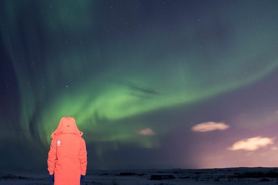 Reykjavik: Northern Lights Tour with Free Photos & Hot Cocoa - Weather Hits, Then the Free Retry Tour Makes It Worth It