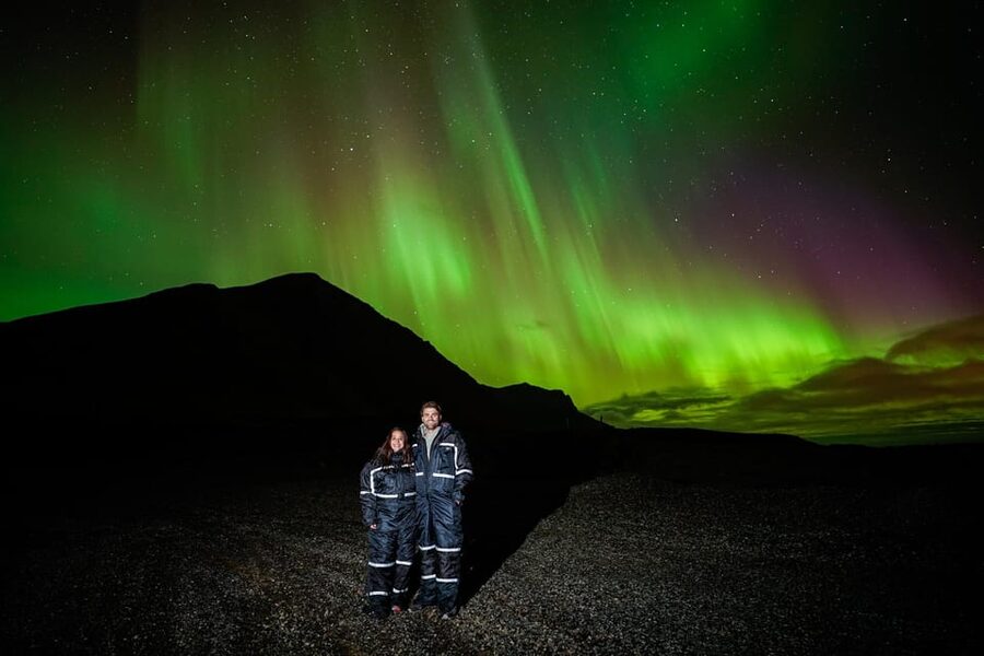 Reykjavik: Northern Lights Tour with Private Photographer - Reykjavik pickup, small-group vibe, and your 5-hour aurora rhythm