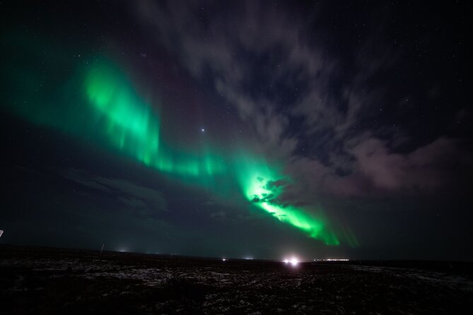 Reykjavik Northern Lights Tour with Professional Photographer - Value check: the $1,310 group price, and when it makes sense
