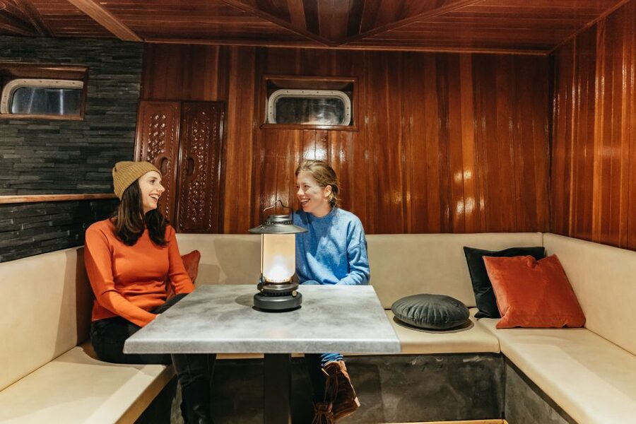 Reykjavik: Northern Lights Yacht Tour - Three panoramic decks plus a warm bar lounge area
