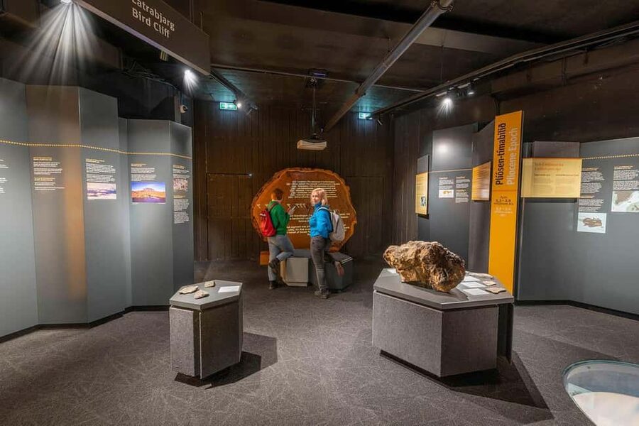 Reykjavik: Perlan - Wonders of Iceland Experience - Who should book Perlan Wonders of Iceland (and who should skip it)