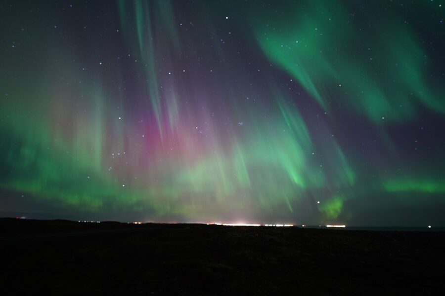 Reykjavik: Premium Northern Lights Tour with Free Photos - Key reasons this Northern Lights tour feels worth $159