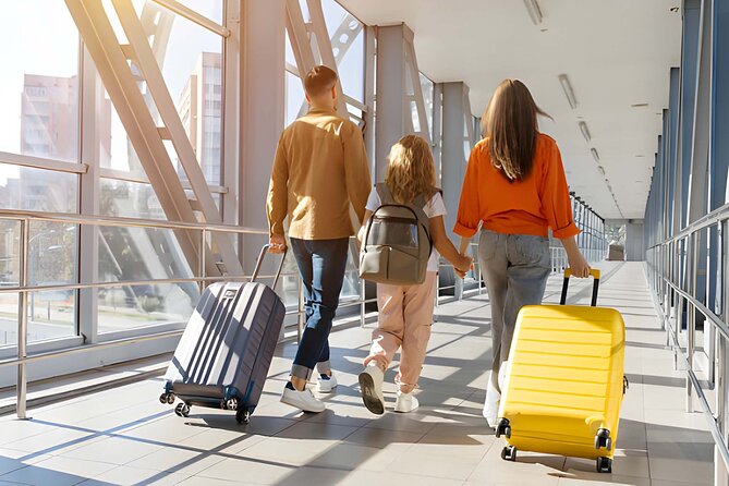 Reykjavik: Private Keflavik Airport to Hotel Transfer: upto 8 PAX - Key Points Before You Land