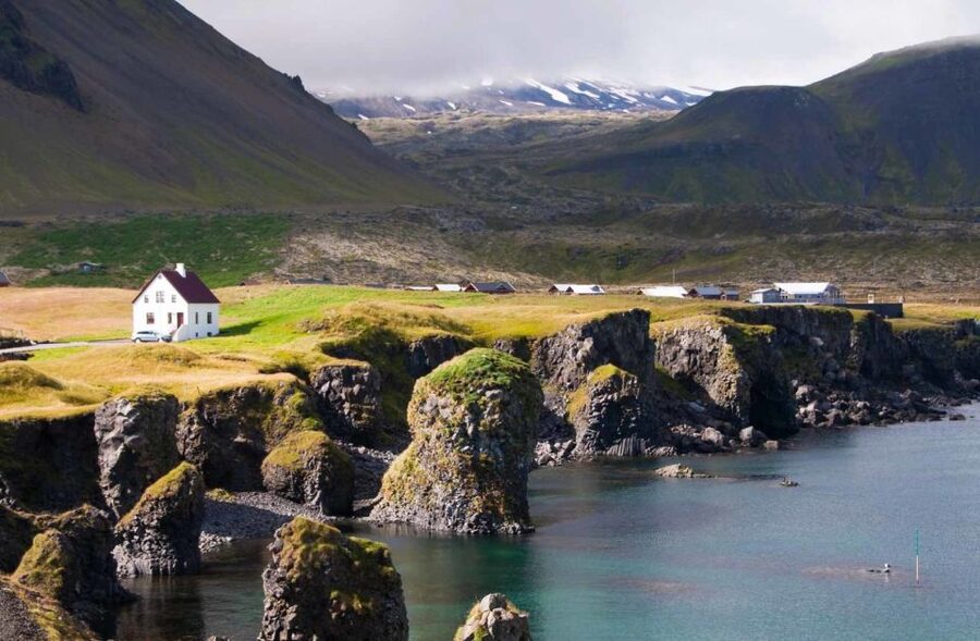 Reykjavik: Private Snaefellsnes and Kirkjufell Jeep Tour - Price and Value: Is $1,800 Worth It for Snaefellsnes and Kirkjufell?
