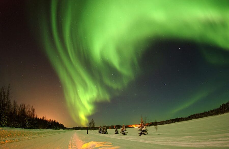 Reykjavik: Small-Group Northern Lights Tour with Pickup - Camera help for real humans, not just experts