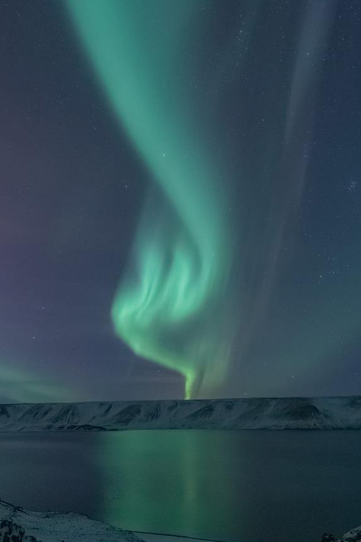 Reykjavik: Small-Group Northern Lights Tour with Pickup - When the aurora does not show: the free retry you should plan around