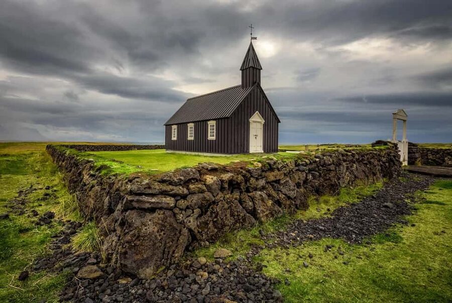 Reykjavik: Small-Group Snaefellsnes Peninsula Adventure Tour - Kirkjufell and Kirkjufellsfoss: The Iconic Stop That Needs Good Timing