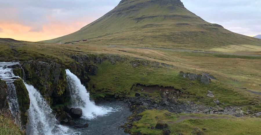 Reykjavik: Small Group Snæfellsnes Tour - Group size, minibus comfort, and how the 8 hours actually work