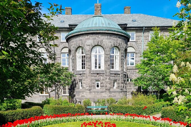 Reykjavík Small group Walking Tour - by CityWalk - A smart two-hour walk for your first Reykjavik day