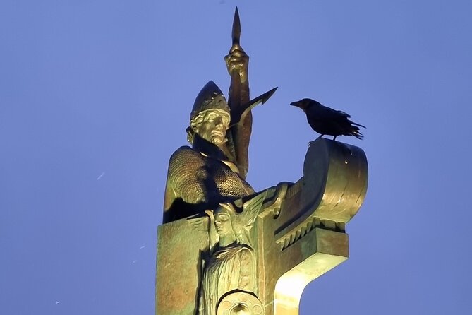 Reykjavík Small group Walking Tour - by CityWalk - Althingishus and Iceland’s political thread