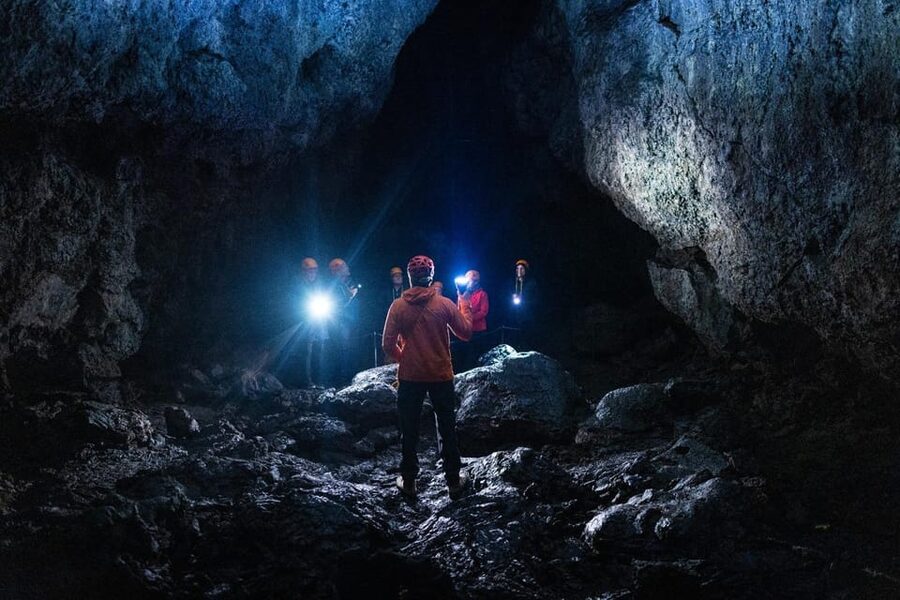 Reykjavik: Snæfellsnes Day Trip with Vatnshellir Lava Cave - Why Snæfellsnes works as a long day from Reykjavik