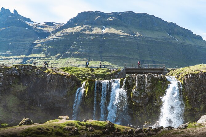 Reykjavík: Snæfellsnes & Kirkjufell Small Group Tour - Stop 5: Arnarstapi coastline walk and Miðgjá rock arch