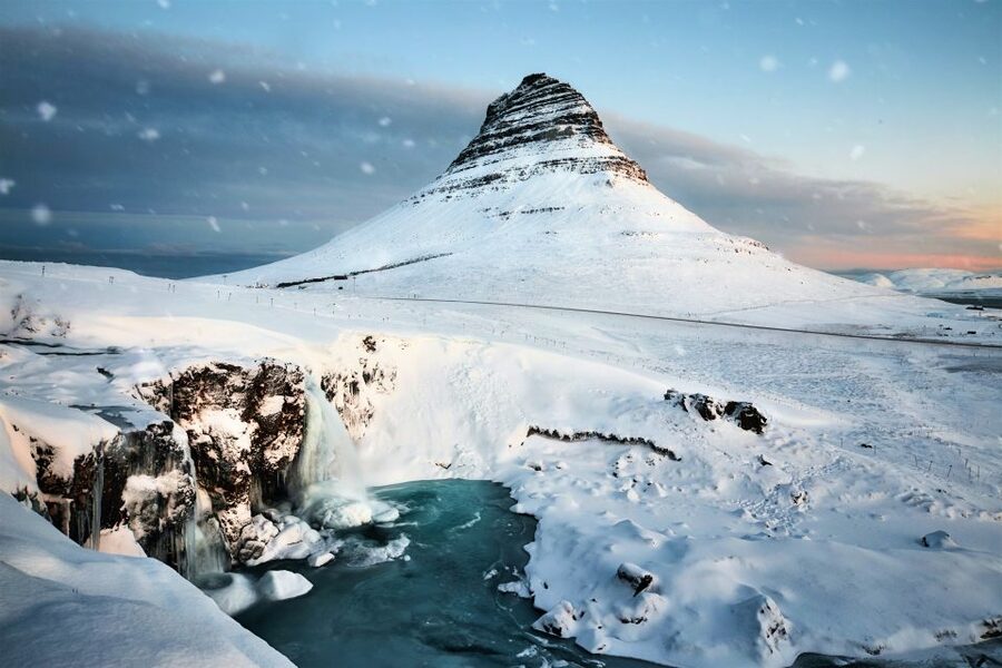 Reykjavik: Snaefellsnes & Mt. Kirkjufell Guided Minibus Tour - Key moments worth planning for