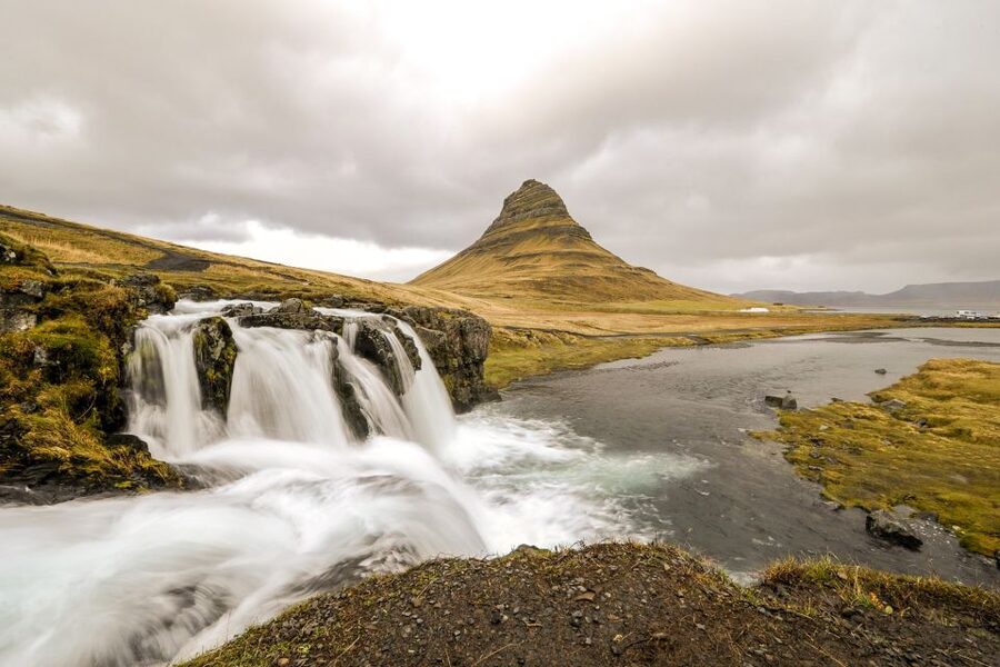 Reykjavik: Snaefellsnes & Mt. Kirkjufell Guided Minibus Tour - Djúpalónssandur black-sand shore: texture, rocks, and wind