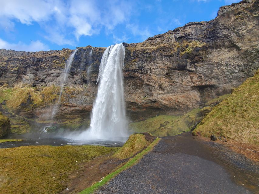 Reykjavik: South Coast and Katla Ice Cave Small Group Tour - Seljalandsfoss and Skógafoss: smart photo-stops with real decision points