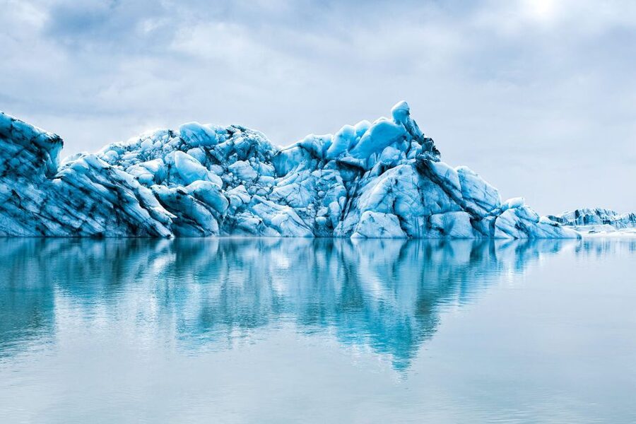 Reykjavik: South Coast, Diamond Beach, and Jökulsárlón Tour - The bus drive to the south coast: where the stories begin