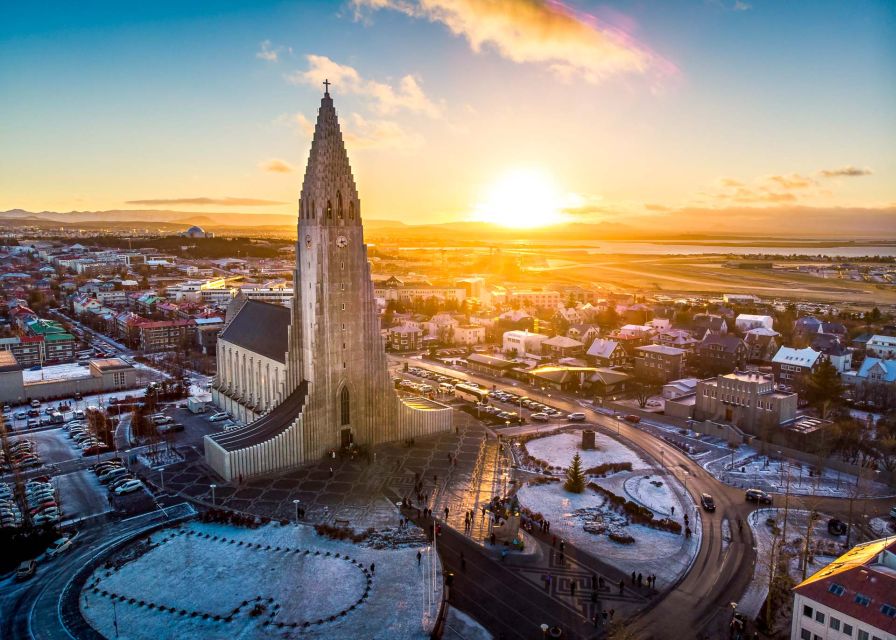 Reykjavik: The Icelandic Woman Private Walking Tour - Key things you’ll notice right away