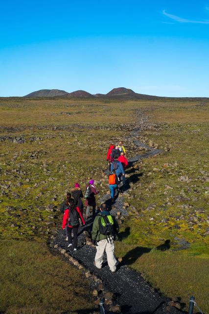 Reykjavik: Thrihnukagigur Volcano Guided Hiking Day Trip - Key highlights at a glance
