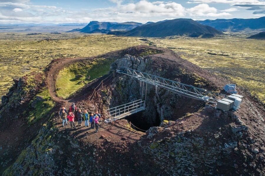 Reykjavik: Thrihnukagigur Volcano Guided Hiking Day Trip - Weather and comfort: what to bring for windy, wet mountains