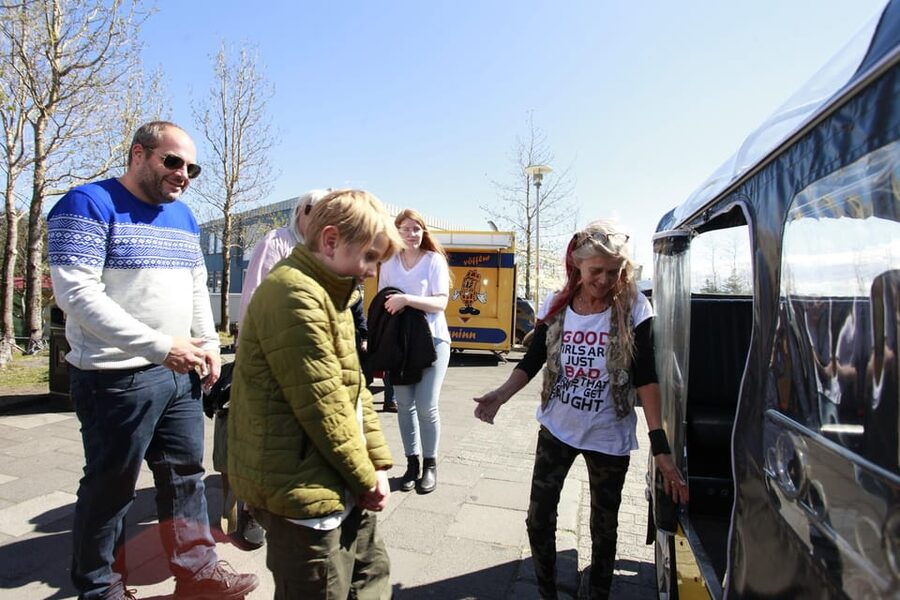 Reykjavík Tuk Tuk Tour - The Seating Setup: Up to 4 Adults, or Up to 6 With Children