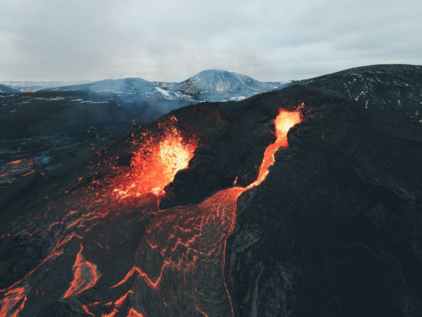 Reykjavík: Volcano Eruption Site and Reykjanes Hiking Tour - Key points to know before you go