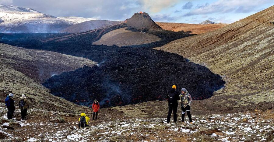 Reykjavík: Volcano Hike, Visit Grindavík and Blue Lagoon - Reykjanes Geopark: the Big Picture Behind the Steam