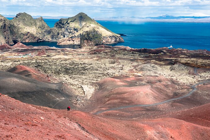 Reykjavik - Westman Islands (Bus transfer to Landeyjahöfn) - How this transfer supports self-guided Westman Islands exploring
