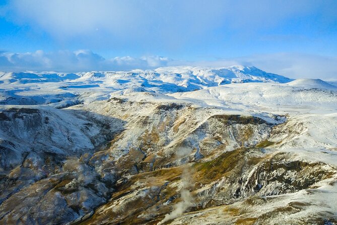 River-braids & Geothermal Private Photo Tour - Pilots and professionalism: why smooth flying matters for sharp photos