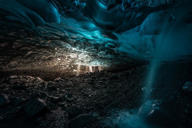 Sapphire Ice Cave Tour from Jökulsárlón - Extra Small Group - Vatnajökull ice cave time, without the fuss