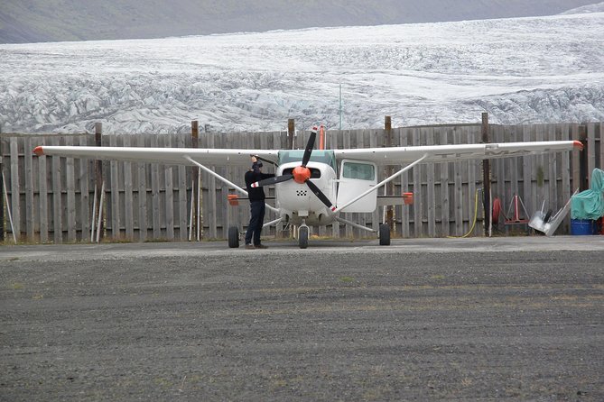 Scenic Airplane flight around Skaftafell National Park - What you’ll actually notice from the air