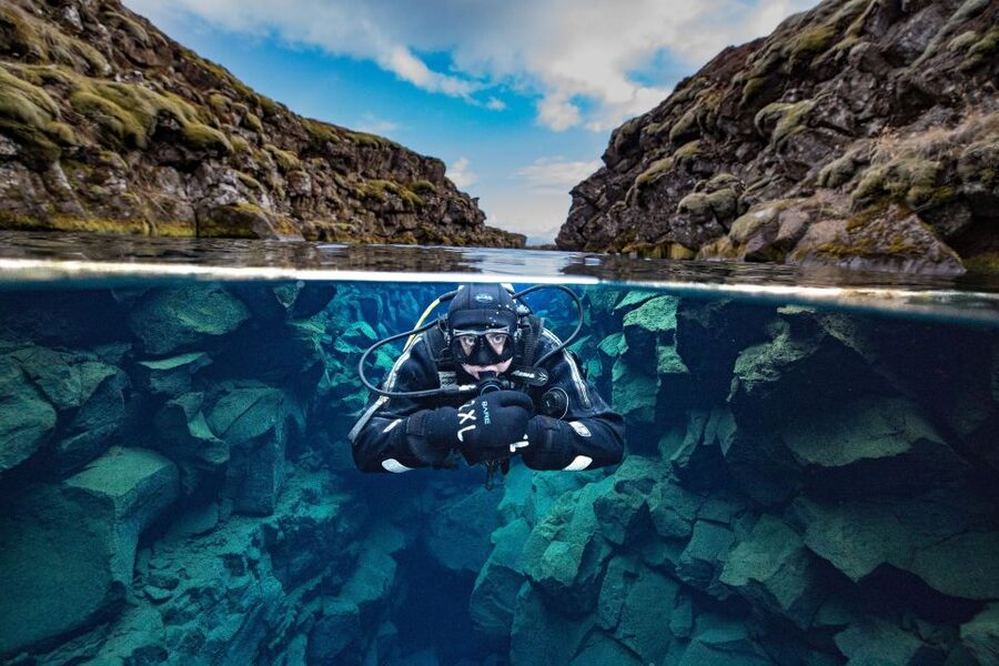 Silfra: Diving Between Tectonic Plates - What you do in the morning: timing, gear, and the dry suit reality