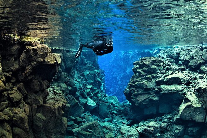 Silfra Fissure Snorkeling From Reykjavík - Free Underwater Photos - Thingvellir National Park briefing, then straight to the wetsuit circus