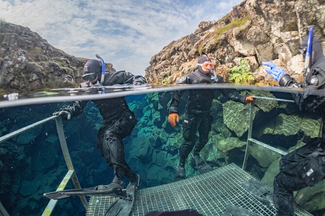 Silfra Snorkel - Between Continents - When Quality Matters - Relax and refresh: hot chocolate after the cold part