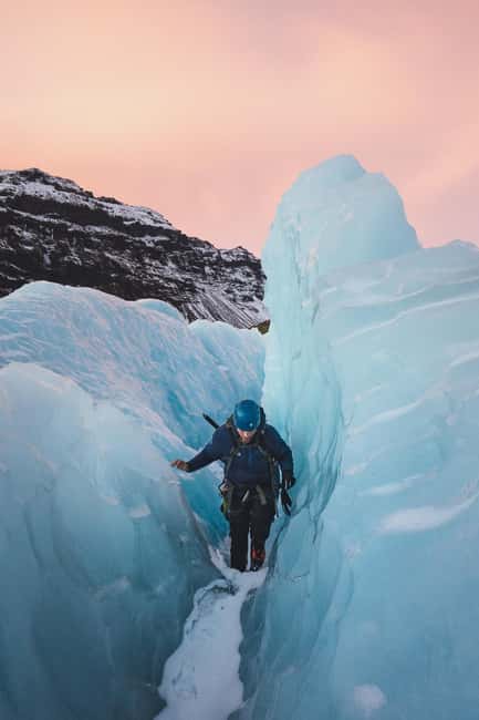 Skaftafell: Blue Ice Maze Glacier Hike on Vatnajökull - What the Crevasse Track feels like, and what you should watch for