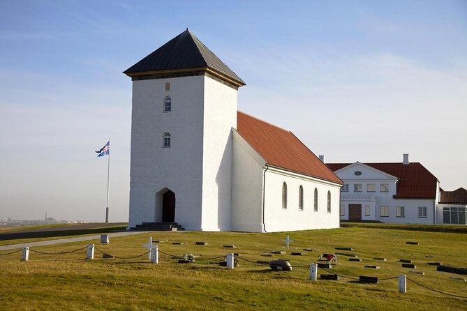 Sky Lagoon Ticket with 7-Step Ritual and Transfers from Reykjavik - Transfers From BSÍ: The Car-Free Advantage