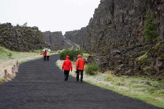 Small Group Golden Circle with Kerid Crater & Tomato Farm Visit - Gullfoss at a waterfall pace: big views, short time