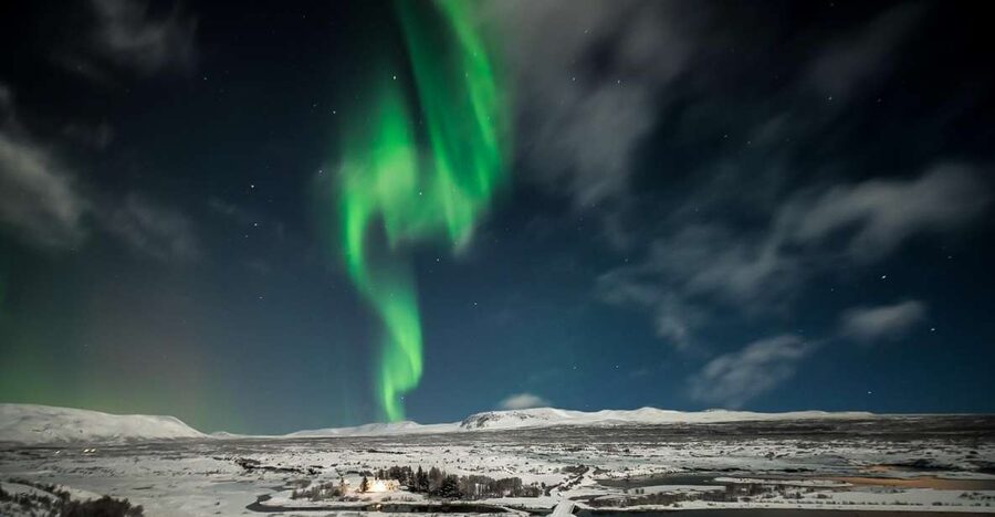 Small-Group Premium Northern Lights Tour from Reykjavik - Reykjavik to the dark sky: how this 4-hour aurora hunt plays out